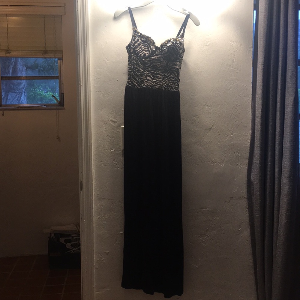 Long dress